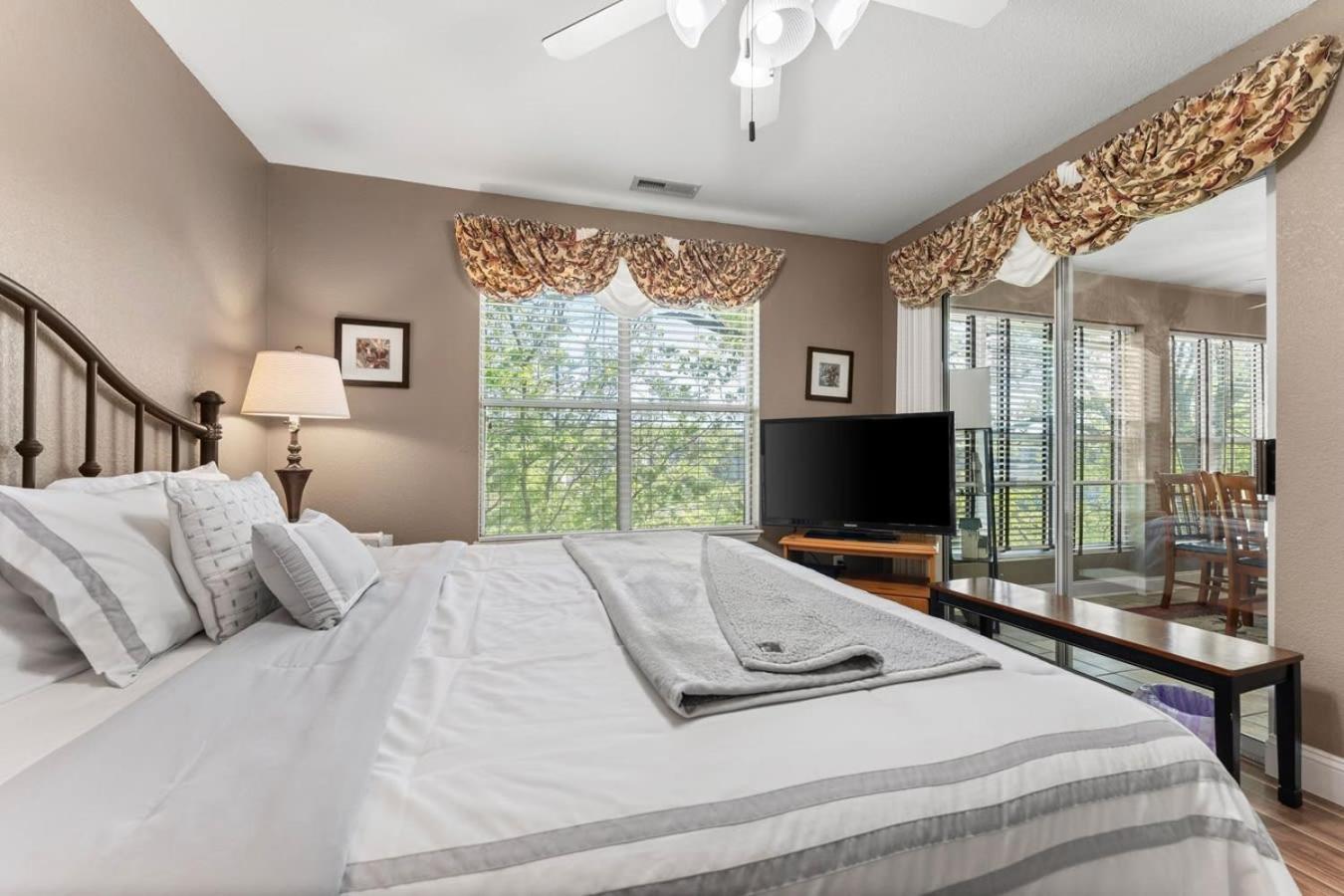 Penthouse Thousand Hills Golf Front Condo With Pool Close To 76 And Sleeps 8 Брэнсон Экстерьер фото